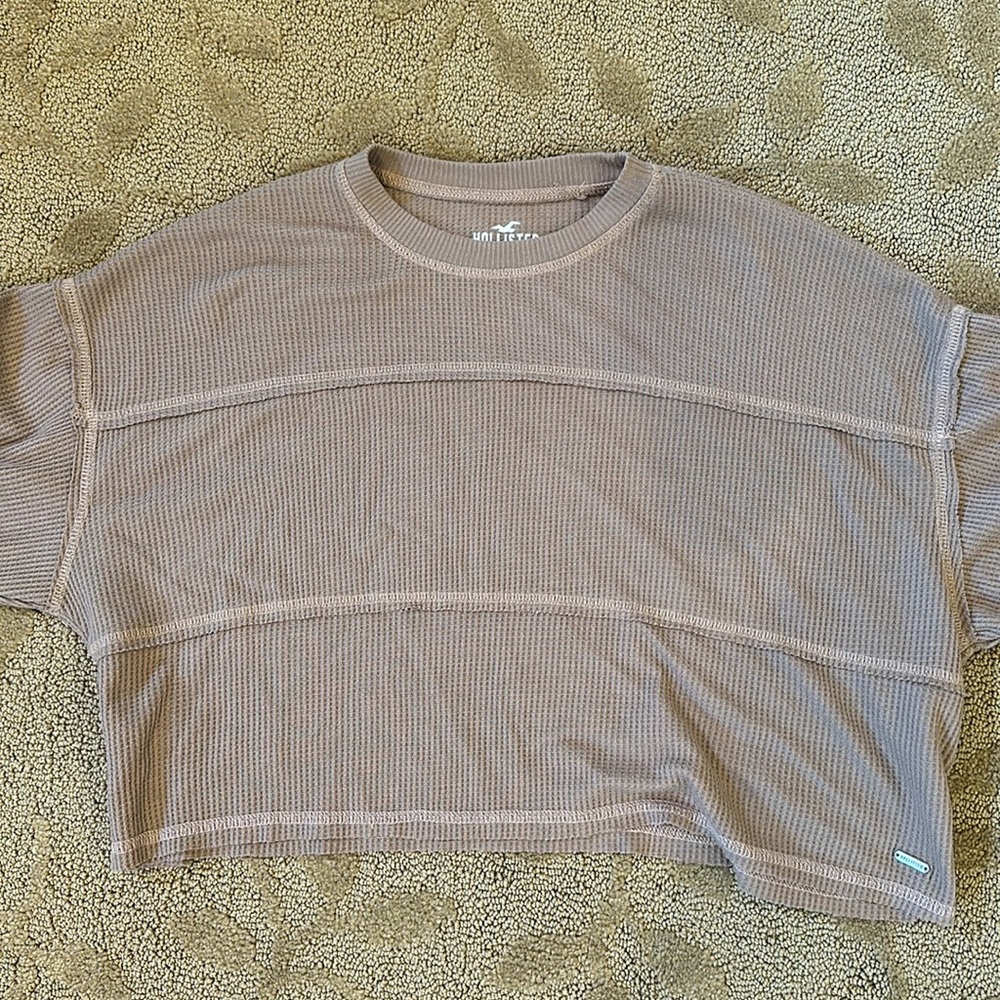 Hollister long sleeve size XXS - Picture 2 of 4